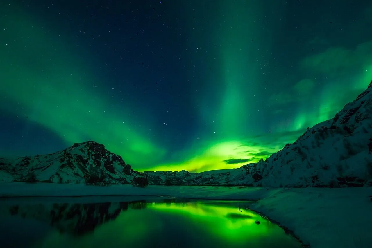iceland, aurora borealis, northern lights, beautiful, night sky, night, sky, landscape, winter, snow, mountains, lake, water, reflections, nature, outdoors, wilderness, colorful, phenomenon, nature wallpaper, zoom background